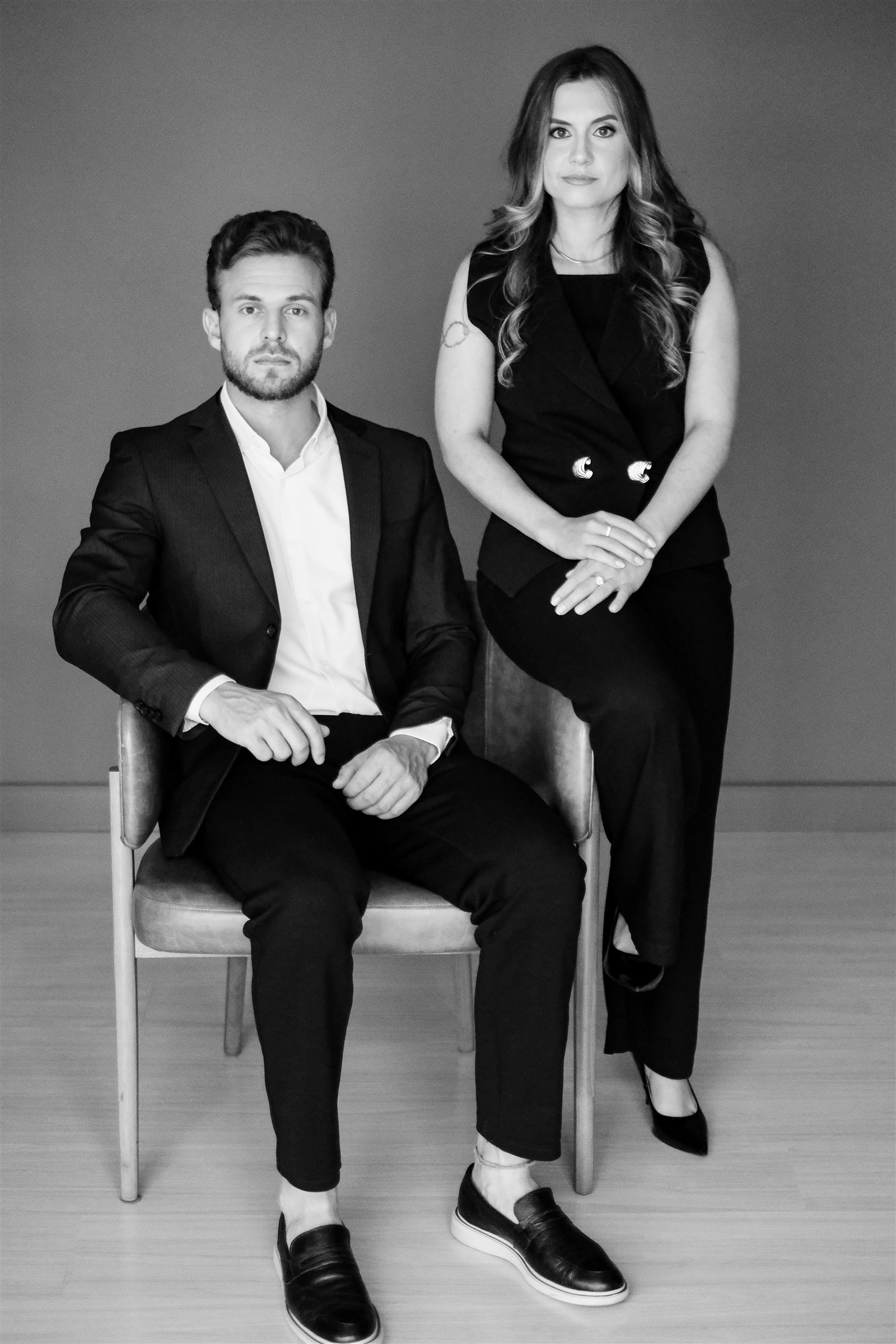 Gabriel Schmeling e Letícia da Silva, sócios da UNIR ACQUISITIONS